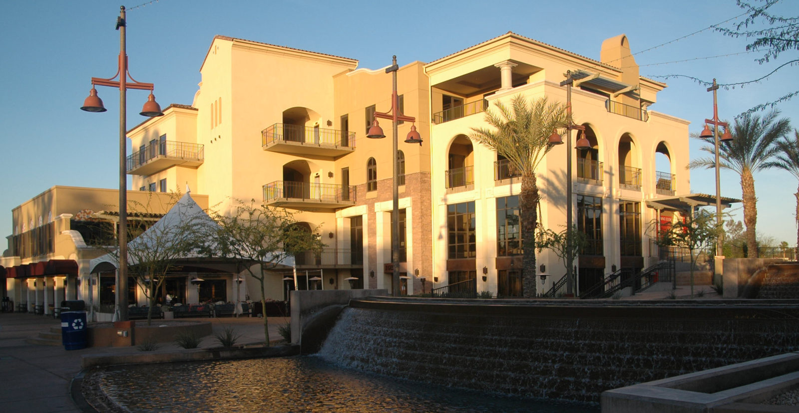 Southbridge MixedUse in Scottsdale, AZ (Stetson Canal) W.E. O'Neil