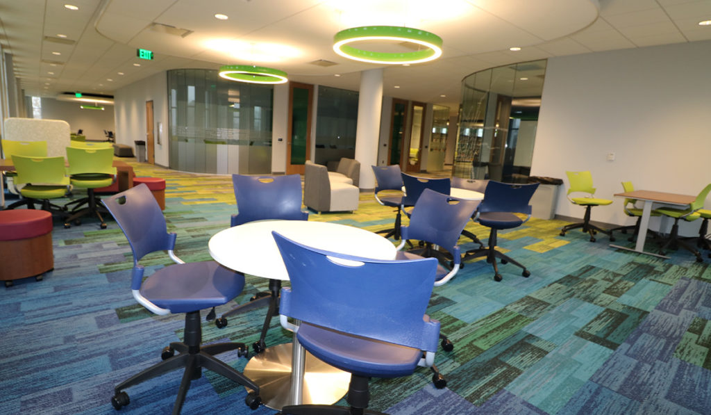 Cscc Library Columbia State Community College, Finney Library in Columbia, TN ...