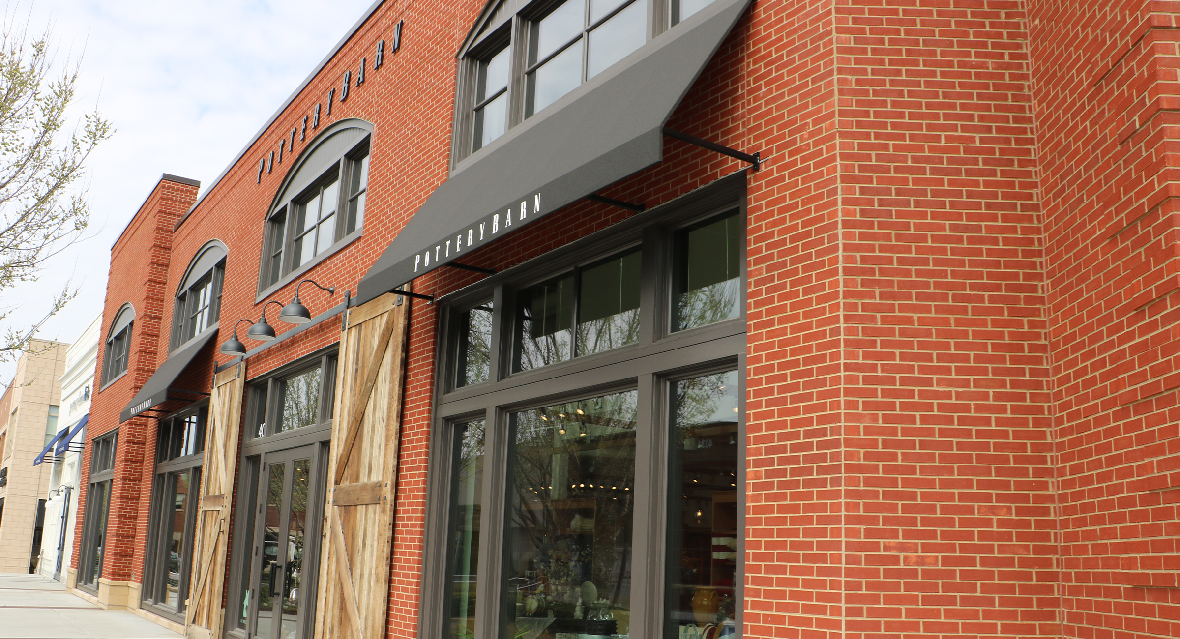 New Green Hills Pottery Barn to open this week