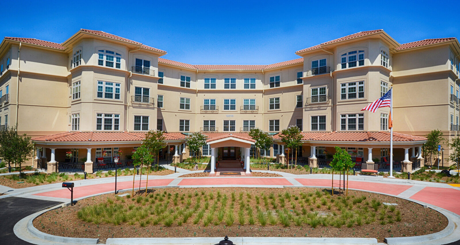 Sunrise of Long Beach in Long Beach, CA (Sunrise Senior Living) | W.E