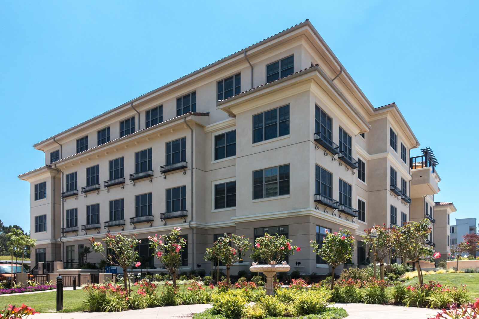 Sunrise of Cupertino in Sunnyvale, CA (Sunrise Senior Living) W.E. O'Neil Construction